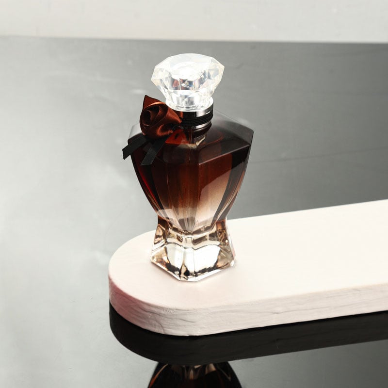 Parfum Envoûtant à la Rose – Eau de Parfum Femme, Longue Tenue & Élégance Haut de Gamme 100 ml | AvryStyle